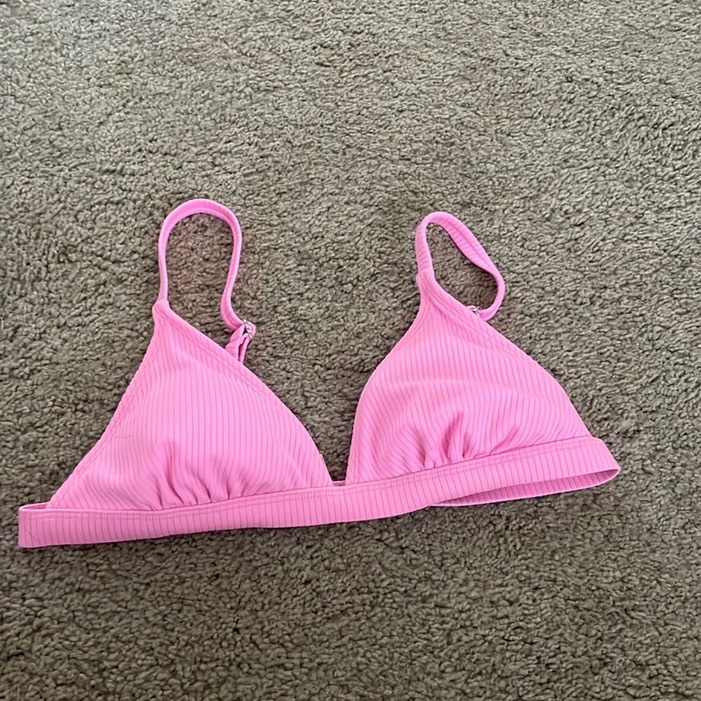 Size medium bikini top